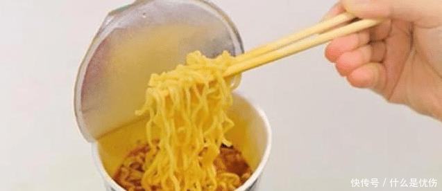 膨胀|这零食韩国人每周吃几次,怼中国人“吃不起”,网友膨胀了!