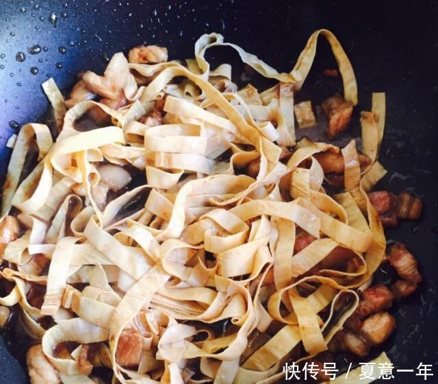 吃熟|这种豆制品,生吃熟吃均可,价格实惠,营养健康是家常必备美食