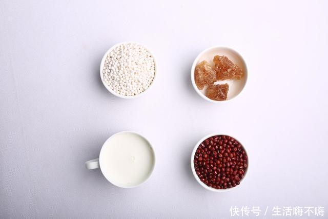 补充蛋白质|红豆做成的小甜汤，增强免疫力少生病，秋季滋补还解燥