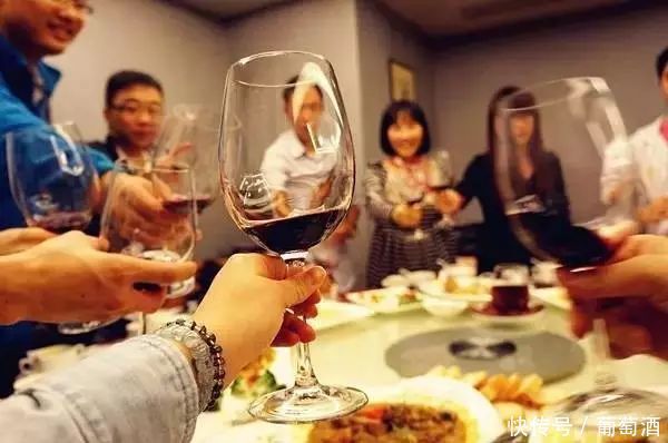 喝酒|请客喝酒吃饭,不懂这9条等于白请!
