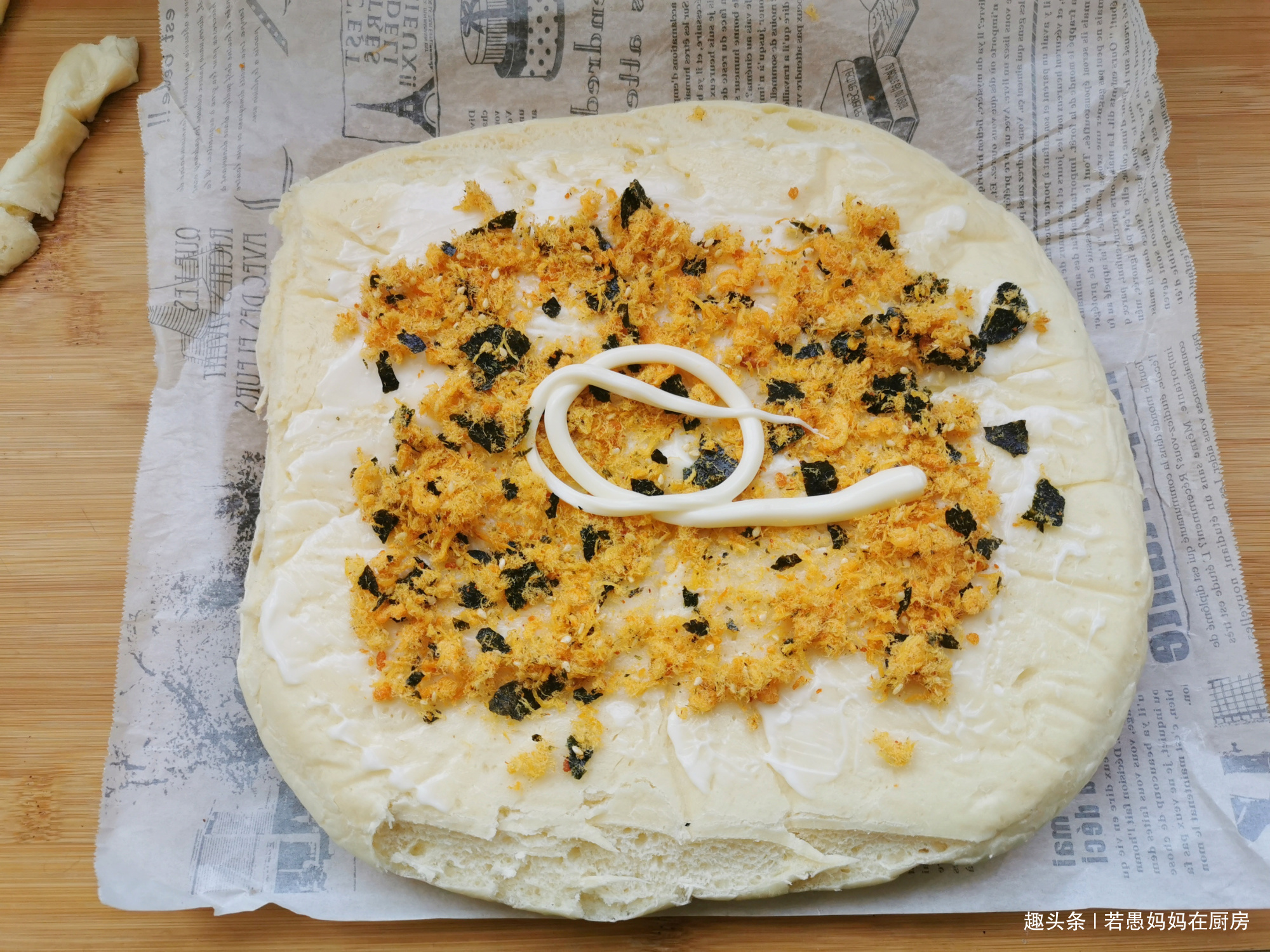  饼铛|自己在家做面包，3个动作15分钟揉出手套膜，烤箱电饼铛都能做