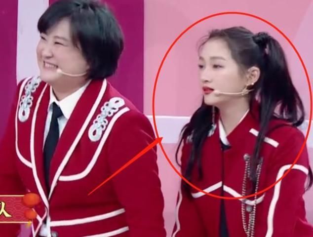  情商|有种“避嫌”叫华晨宇，当关晓彤索求抱抱时，他的做法堪称高情商