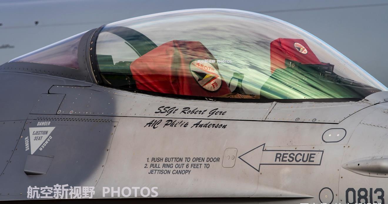 实拍|军迷深入国外基地实拍,美国空军F-16战斗机,服役多年不减当年