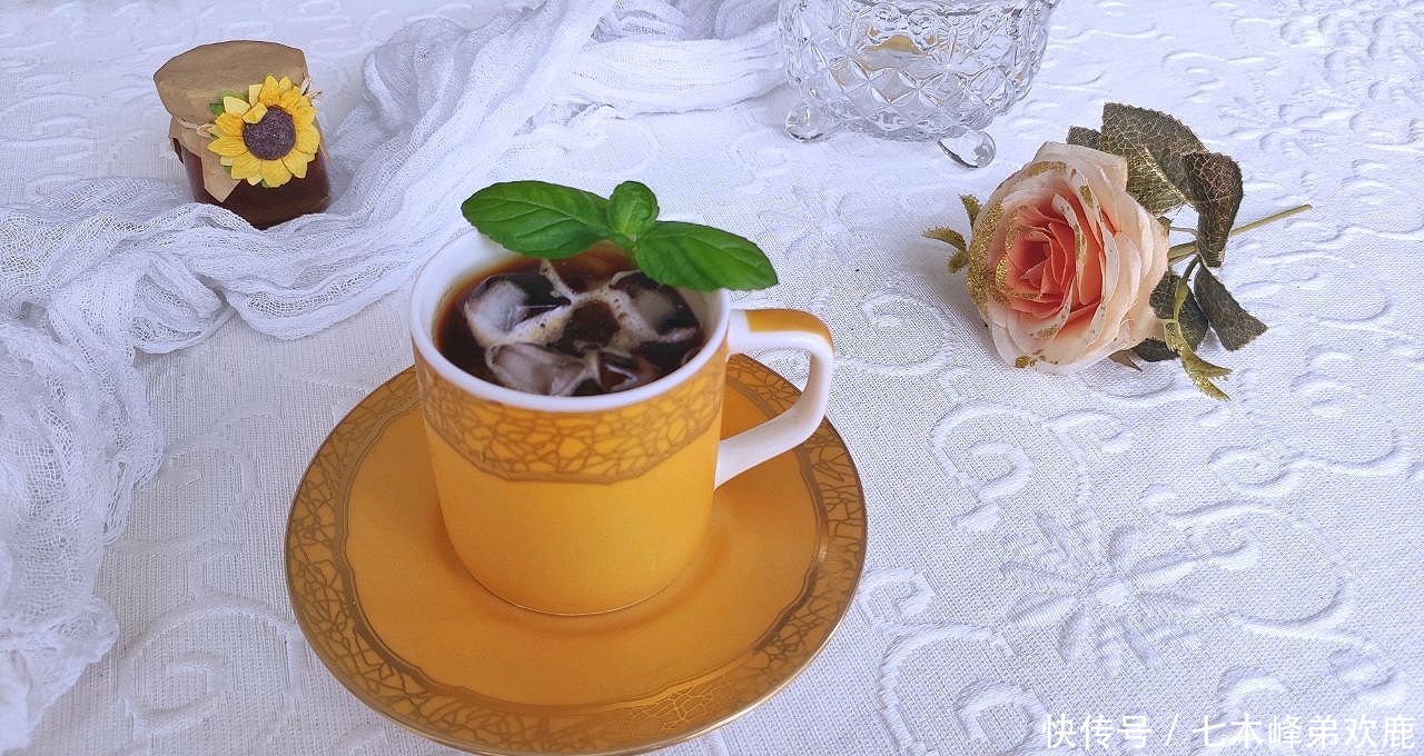  红茶|#夏日消暑，非它莫属#红茶鸳鸯黑咖