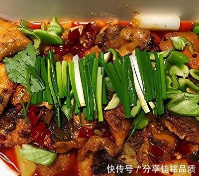 做法|「红烧鱼」的做法+配方，无辣不欢，香辣又好吃的红烧鱼