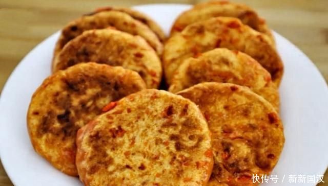把胡萝|胡萝卜饼最好吃的做法,牢记2个技巧,上锅一烙,香甜又暄软