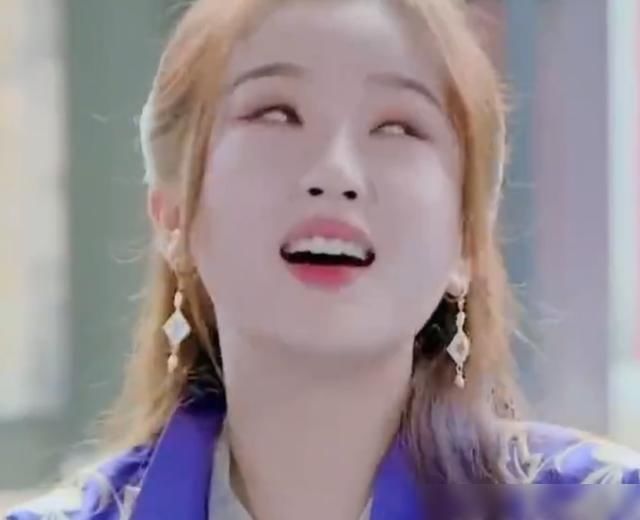  虞书欣|THE9古装比拼，谢可寅能说会道“斗败”虞书欣，赵小棠惹人心动