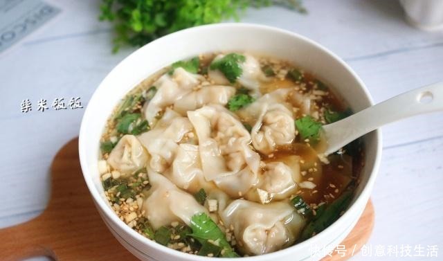 馄饨|馄饨汤汁不难调，加这几种调料，开水一冲，比骨头汤还鲜美！