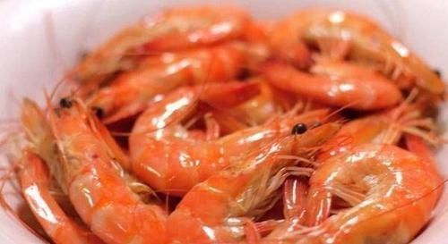 大虾|白水煮虾,直接煮真是大错特错,谨记这3个诀窍,大虾鲜嫩没腥味