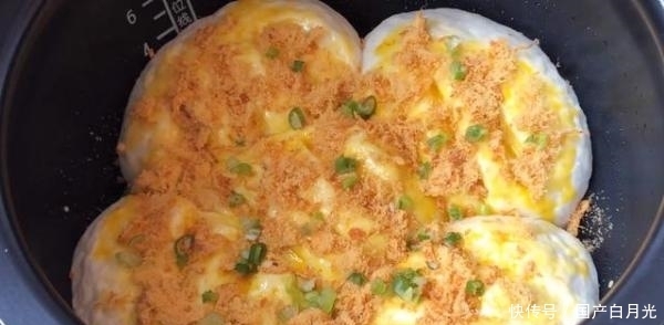 面包|用电饭锅做面包,不用一滴水,不用揉出手套膜,松软拉丝越嚼越香