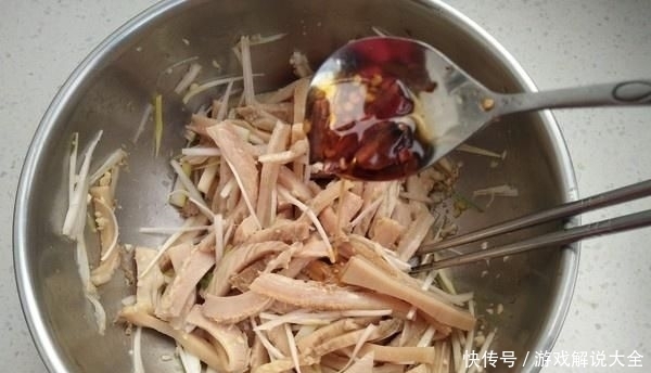 少许|一种肉,天越热越该吃!比羊肉便宜,比鱼肉营养,拌一拌,一个字香