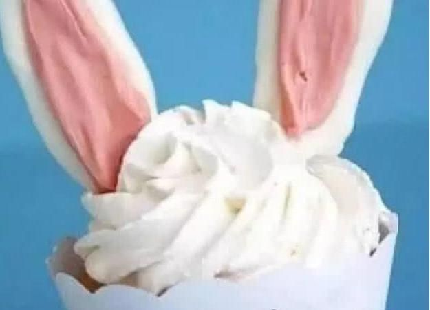 男生|女生冬季忍不住要去买的雪糕,图一可爱,图四男生却“不敢下口”