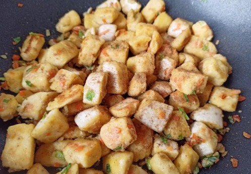 轻松|孜然炒馒头的家常做法,香味浓郁,5分钟出锅,轻松解决全家早餐