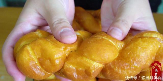 松软|炸麻花时,注意面水比例很重要,麻花松软不变硬,奶香味足又解馋
