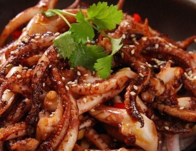 泡椒|精选美食干煸鱿鱼须、莴笋焖鸡、泡椒带鱼、红烧香菇排骨