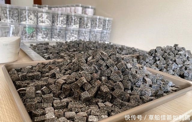 些食材|自制祛湿糕,味道也不错,保养身体也好!