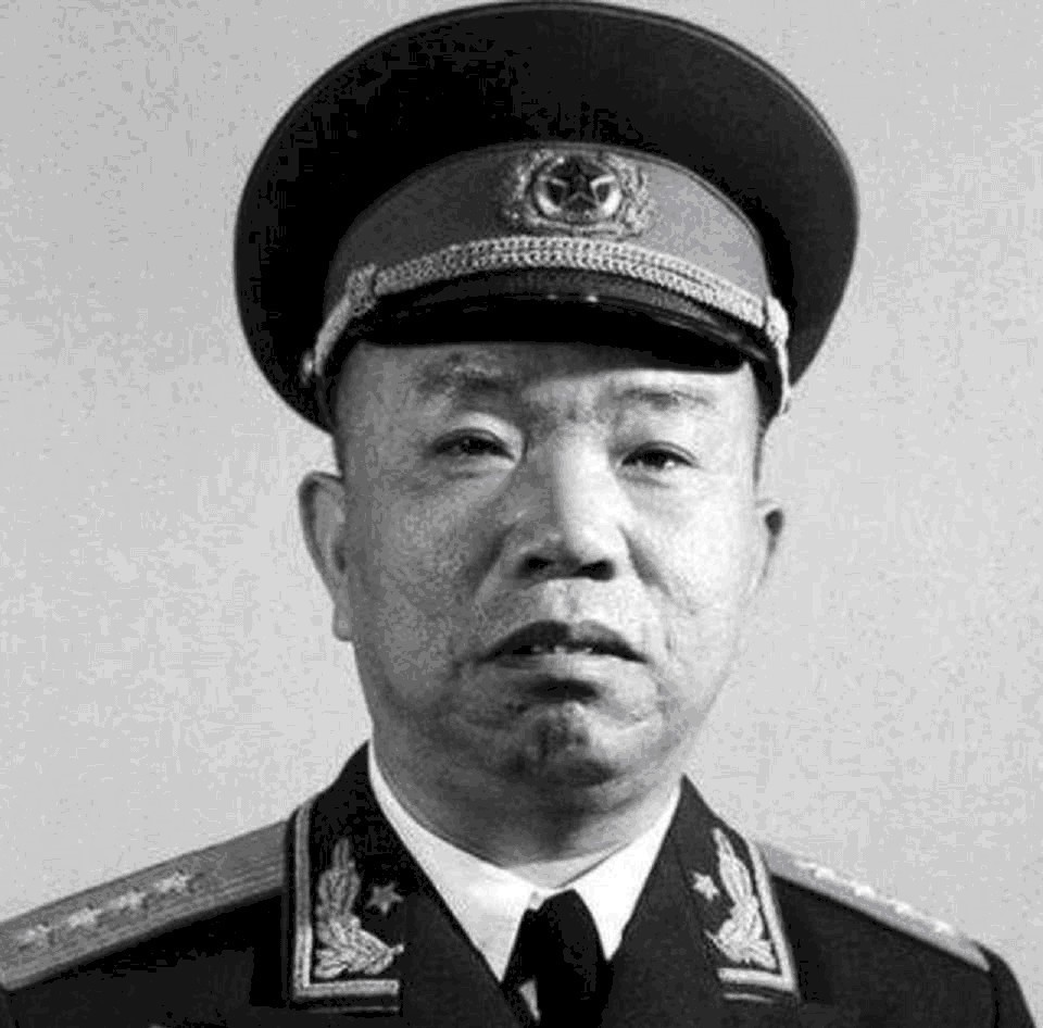 晋冀豫军区|两人同在一个军区,后来副司令员被授予大将军衔,而司令员只是中将