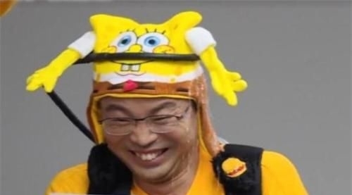上话|强挤笑容插不上话,老成员陆续退出后,王迅仿佛成了《极挑》多余的人