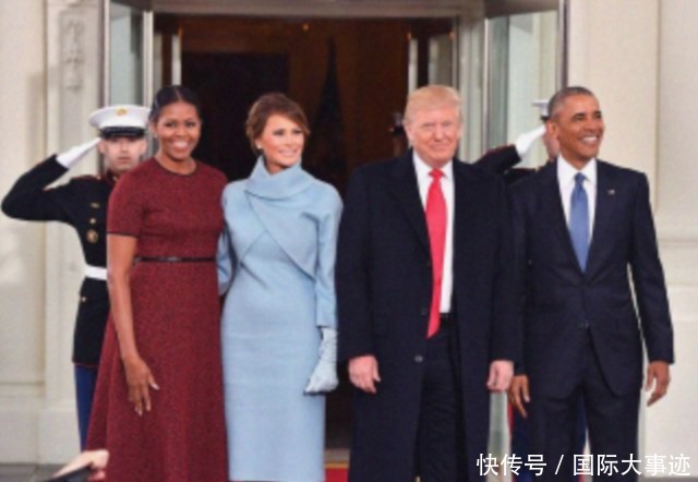 奥巴马|梅拉尼娅见米歇尔“热脸贴冷屁股”?主动送见面礼,米歇尔却嫌弃