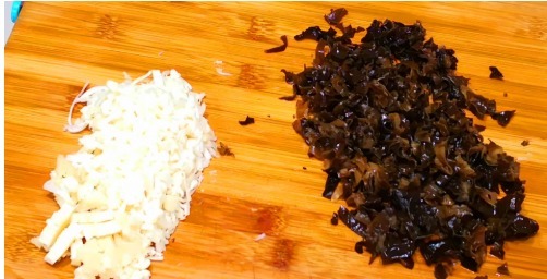 饺子|西红柿包饺子,原来这么好吃,调馅有秘诀,比肉饺子更香更好吃