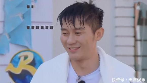  变脸|郑恺李晨塑料兄弟李晨被郑恺戳痛脚当场变脸，还好郭麒麟解围