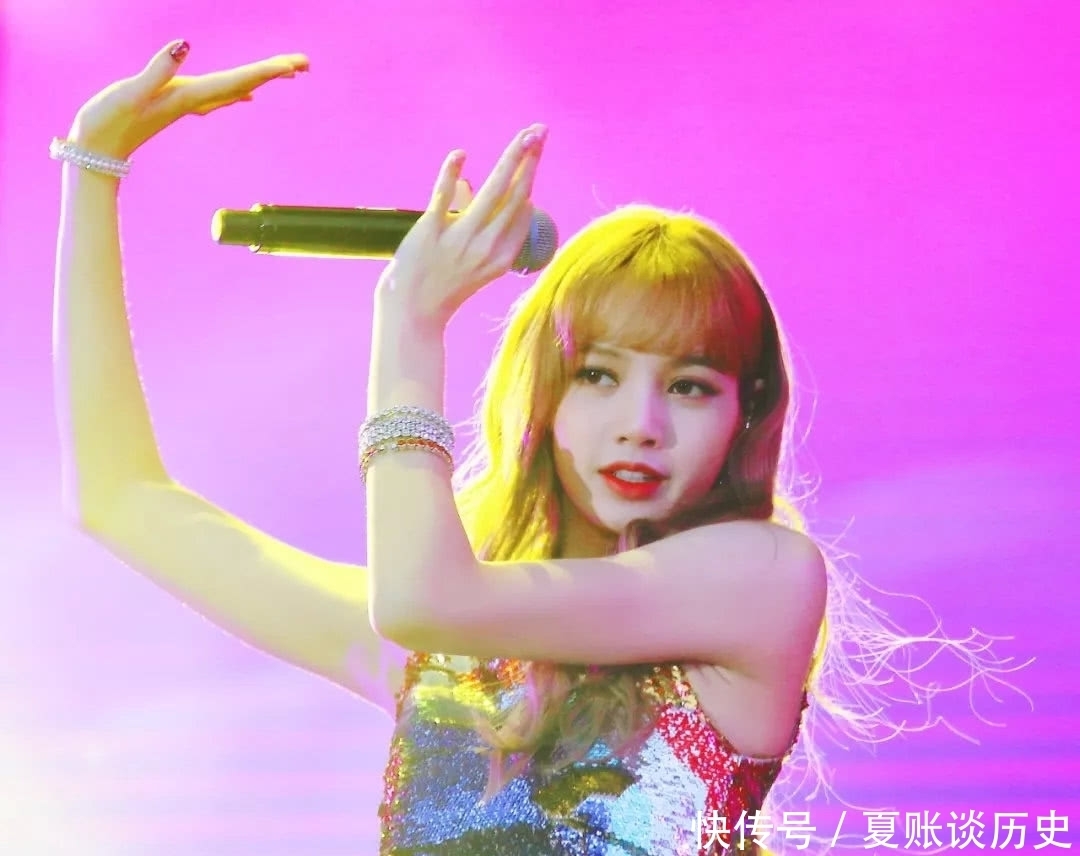 本人|《青你2》中,看到谢可寅的打call方式:这不就是我本人吗?