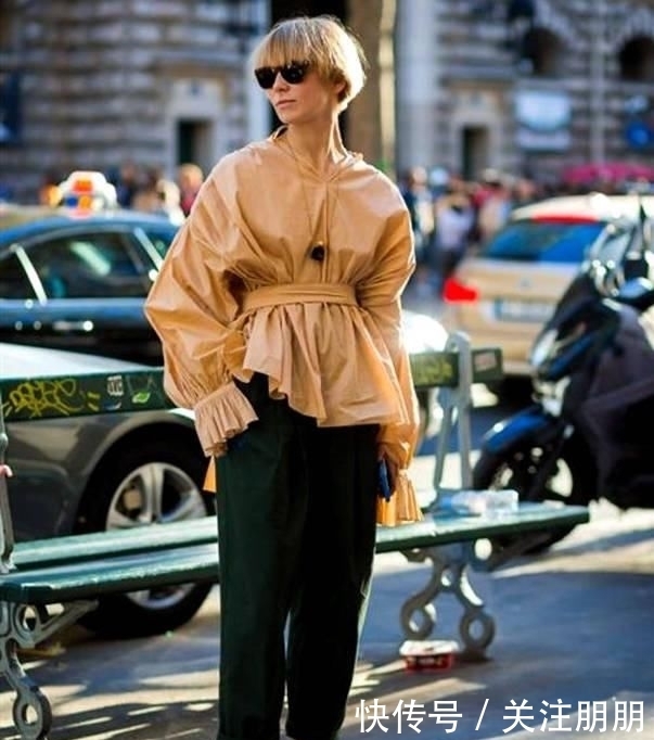 显瘦|上半身瘦下半身胖的女人?这3种裤子要少穿,暴露缺点真不显瘦