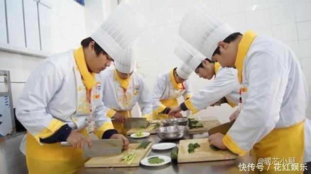 豆腐|日本嘲笑中国菜刀只能“杀猪”,中国厨师两道菜霸气回应,解气
