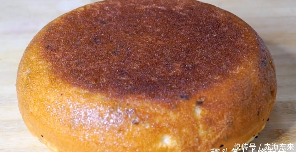 简单|绿豆发糕,做法简单,手不沾面就搞定,蓬松暄软,夏天常吃去暑热