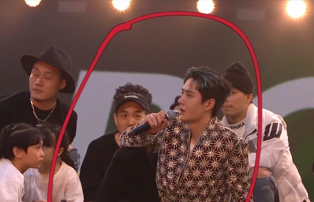 离开舞台|布布《街舞》决赛被淘汰!王一博坐在地上太揪心,太遗憾不知所措