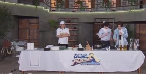 粉丝|跑男团都喊蔡徐坤“坤坤”,唯独黄明昊与众不同,粉丝都没这待遇