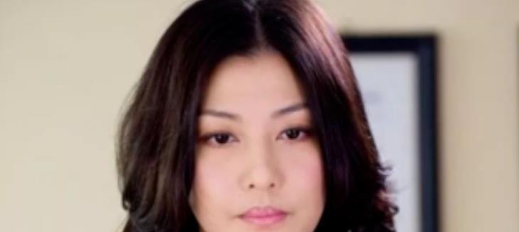 还债|17岁为还债出道,25岁因拒绝陪酒被封杀,今靠卖二手衣服为生