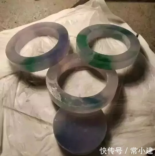 翡翠|什么样的翡翠才值得收藏？