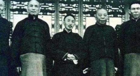 黄金荣|日本人逼黄金荣当汉奸,黄金荣想了一个办法拒绝了,姜还是老的辣