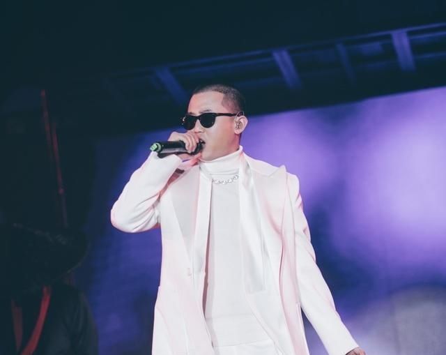 Gai|《新说唱》Gai化身严厉导师,“说唱歌手不能说对不起”引争议