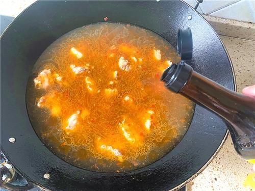 排骨|芋头烧排骨好吃有诀窍,多一步芋头白又粉,美味下饭,一盘不够吃