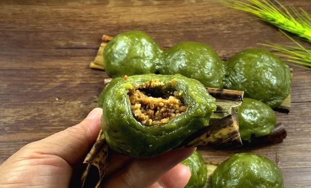 冷水|艾叶糍粑你做对了吗?别用冷水还是热水和粉都分不清哟