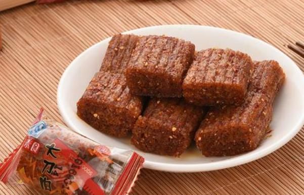 卫龙辣条|公认最好吃的“4款辣条”,卫龙排名第3,吃过第1的都是大叔