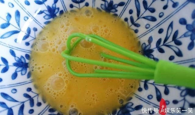 好吃|用红薯山药鸡蛋制作的小甜品,特别有颜值,好吃又好看