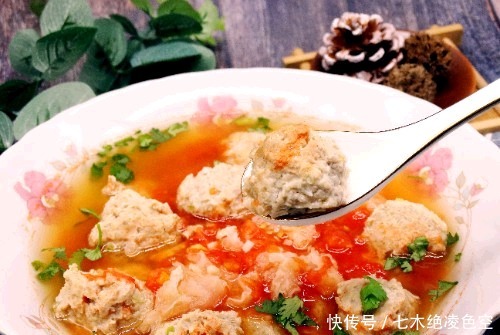  汤鲜|立秋贴秋膘，这菜再贵也要给家人吃，软糯可口醇香，汤鲜又润肺