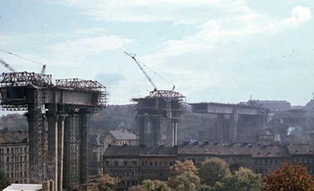 世界|大桥刚建成,为证明质量好,120辆坦克开过却出现12道裂痕