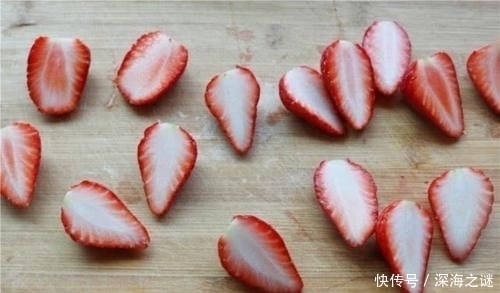 最爱|夏天最爱的草莓蛋糕,清爽细腻,配方升级,不用烤箱,零失败