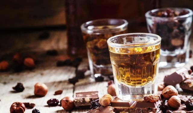 俄罗斯|除了白酒,世界上还有五种蒸馏酒,喝了这么多年,你确定你知道