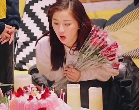  一年级|一年级虞书欣过生日时，还记得赵志伟咋做的吗堪称教科书级别