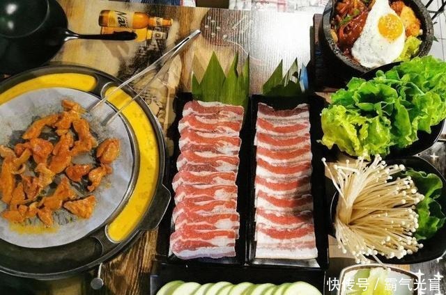 白领|宜宾新晋“美食街”,一到饭点儿人挤人!学生、白领都爱去……