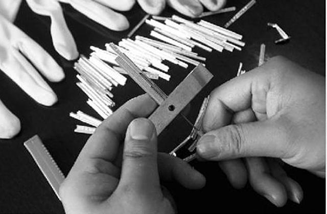 机器厂|80年代华北第一杀手10秒开保险柜，挖地道越狱，一年杀28人