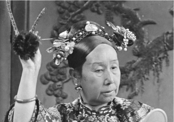 发生|慈禧下葬那天,发生三件怪事,其中一件至今无法解释