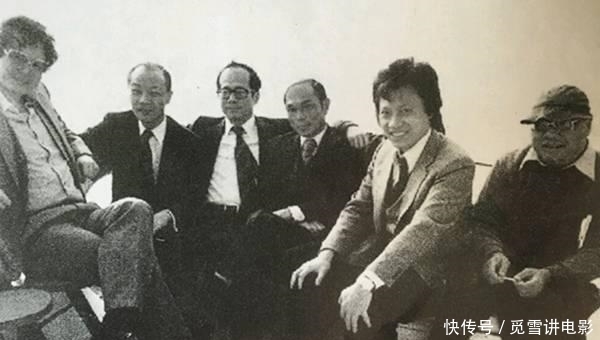 站着的霍金,罕见的李嘉诚,20岁的屠呦呦,