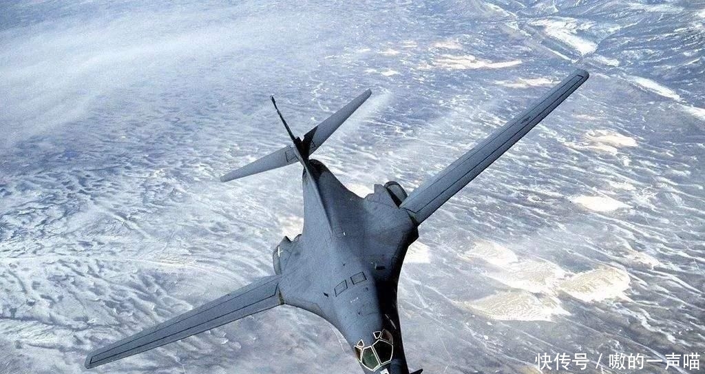 批量|紧张局势增强,印度向拉达克批量增兵,王牌步兵师进入战备区备战