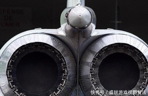 重型|被抛弃的法国双发重型战机 性能不逊于F-15和苏-27的幻影4000